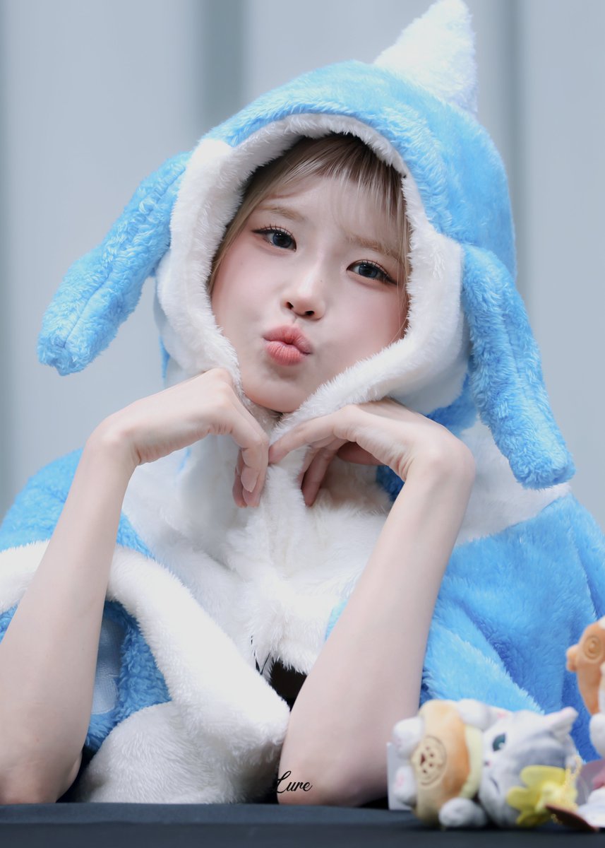 Lure_514's tweet photo. 260820 퍼스트뮤직 팬사인회 HQ 🐹
#프로미스나인 #fromis_9
#송하영 #Songhayoung https://t.co/eDNcrsG4Ej