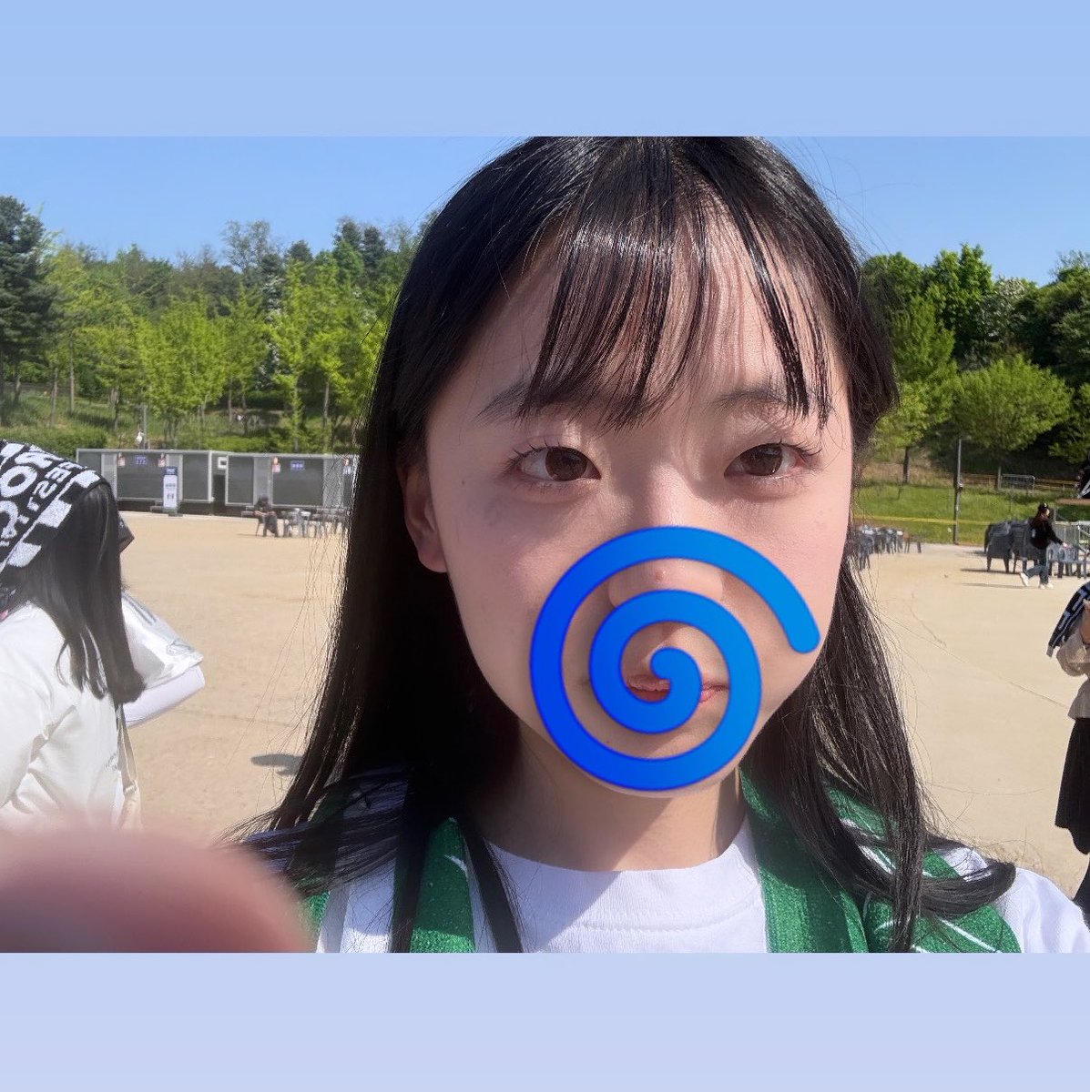lovewithxx's tweet photo. 밴드와 나 영원히 ♡.♡ https://t.co/aMBZveTJ05