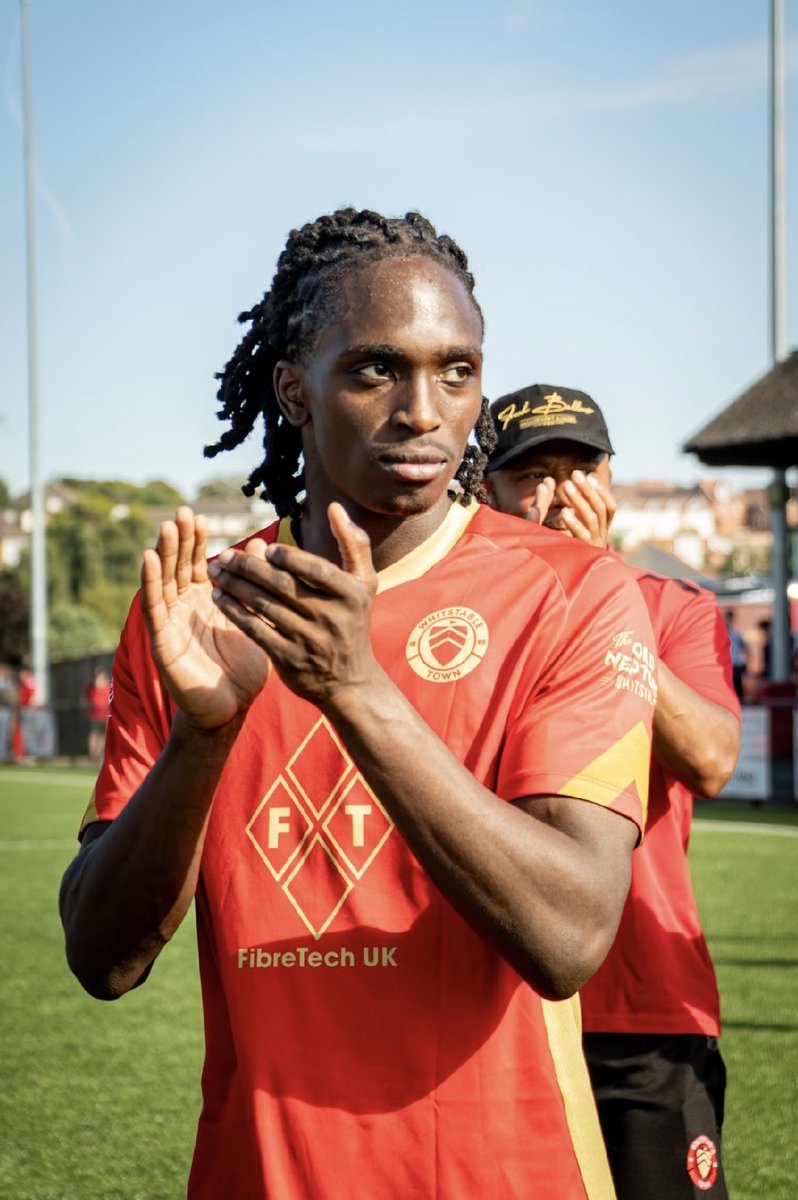 FreeAgentsFC's tweet photo. Name: Benjamin Oladapo-Gamu
Age: 21
Location: Kent | SE London
Position: RB | RWB | RW
Previous Clubs: Whitstable Town, Swarm FC (USL League 2), Boldmere St Michaels, Smethwick Rangers

Looking for Step 5 and above https://t.co/H2MnxcCRmi