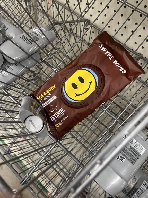 WSpeedClips's tweet photo. Hope these verity wipes like my poopy ass butt https://t.co/xuB52aPZdV