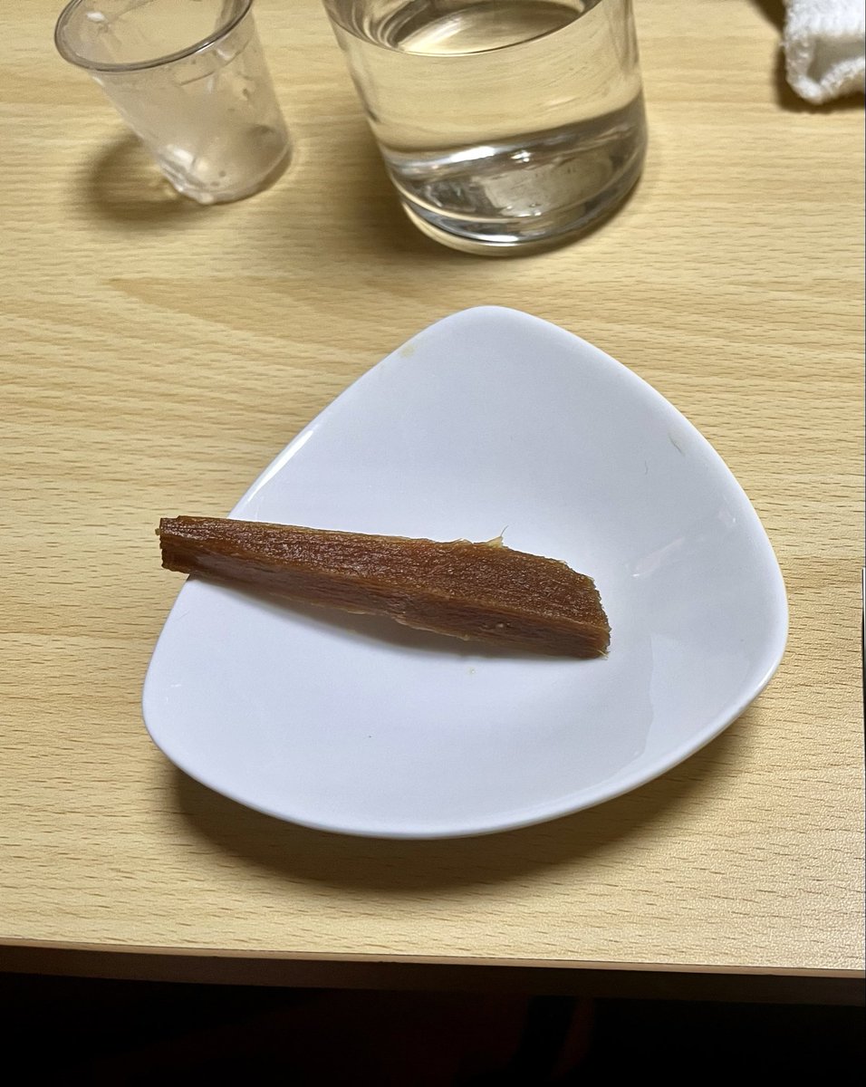 ariawatchingnow's tweet photo. 二日目は愛知のテキーラ仲間たちと合流してテキーラ道場へ！
アガベを実食したり、某ブランドのサンプルを試飲させていただいたりと大変貴重な体験ができました。
前田さん、ありがとうございました！
また11月に一宮で会える時を心待ちにしております！
#テキーラ道場 https://t.co/acGPMb9oiE