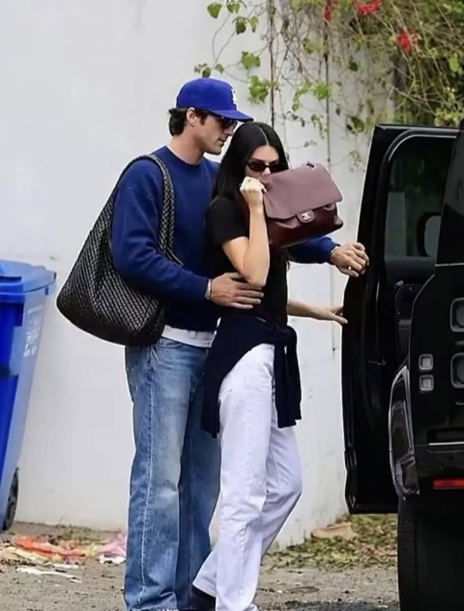 No91486's tweet photo. Kendall Jenner and Jacob Elordi https://t.co/stYPBQ9Fkd