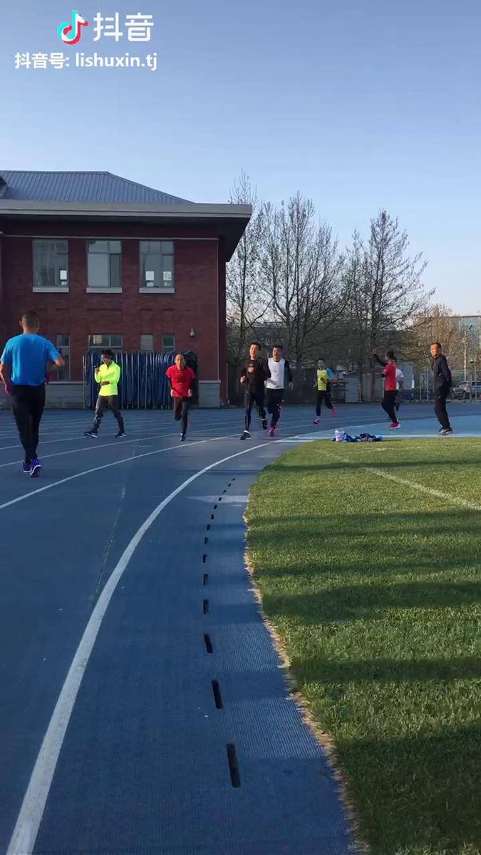 jack4200000's tweet photo. Yesterday I pushed past my limits u0026 finished my 10km run! No more letting doubts hold me back—what’s your small win today， https://t.co/dK0RJ14sjT
