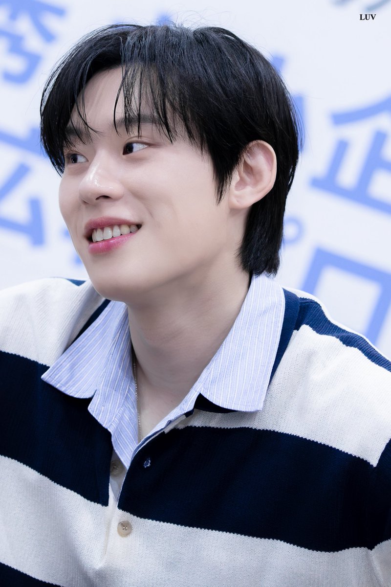 cheolin_luv's tweet photo. 260623 케타포 일본 팬싸인회 #김성철

💙 https://t.co/nrvNnl9HSO