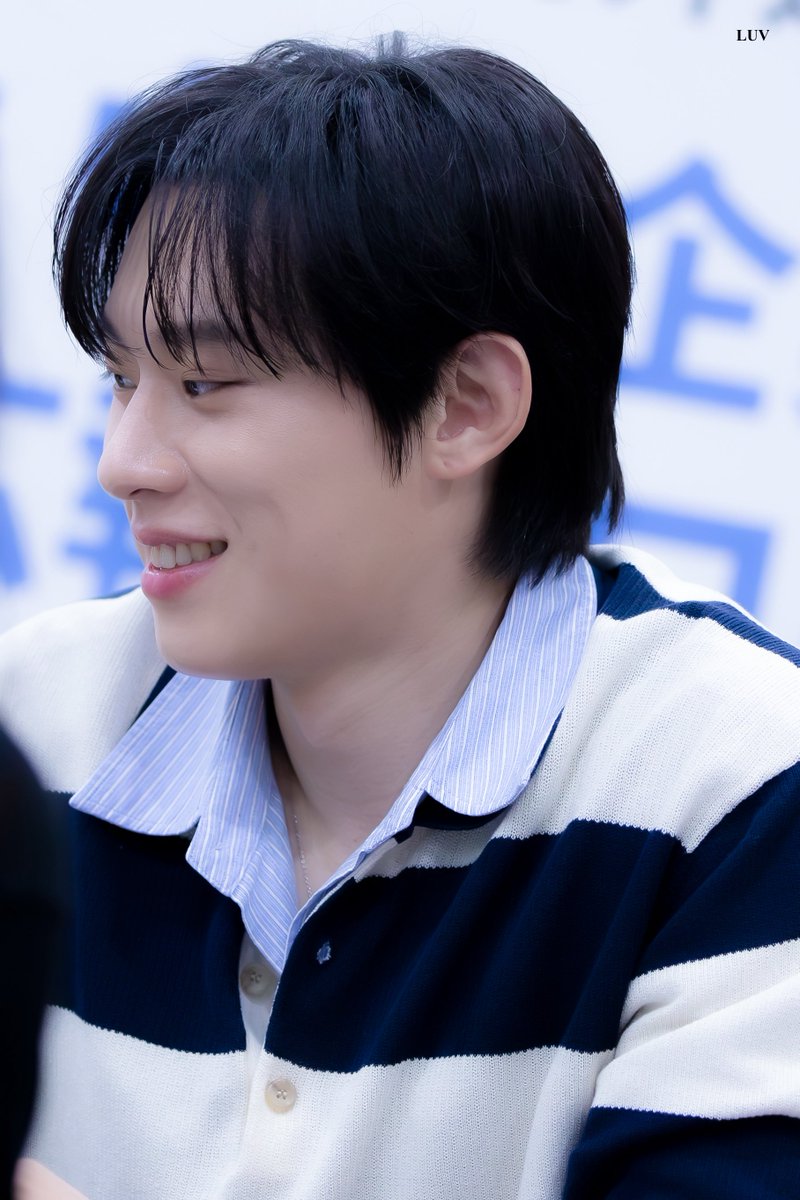 cheolin_luv's tweet photo. 260623 케타포 일본 팬싸인회 #김성철

💙 https://t.co/nrvNnl9HSO