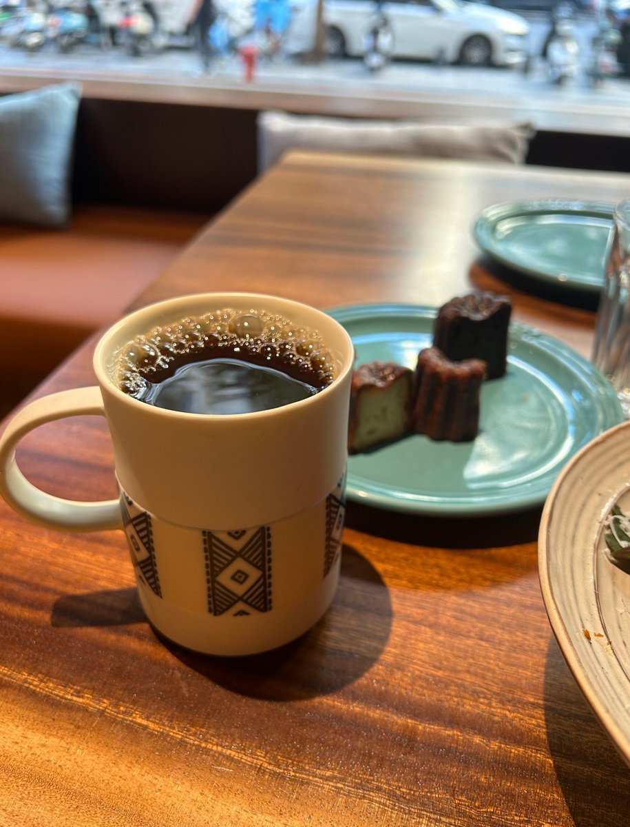 izez2pm's tweet photo. Spent 10 mins searching for my office key only to find it in my coffee mug all morning  Turned "work mode" into "sip mode" real quick! https://t.co/wYC1450qxn