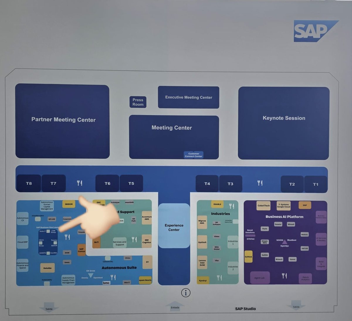 avantis_mx's tweet photo. Ya estamos en#SAPNow AI Tour visita nuestro stand y encuentra soluciones reales para retos de negocio reales.

@SAPBusinessOne https://t.co/q57CDZrTyO