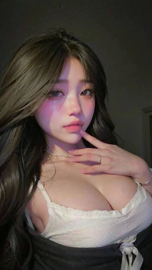 ConstanceOdb8's tweet photo. 《粽邪4》不可能這麼好看！！
壓迫感很重 後面感動到泛淚
��人感覺有超越《粽邪2》
信我一把⋯上映後去看絕對不後悔🙂‍↕️ btw演員本人都好好看😍 https://t.co/ElgYMrdLHs