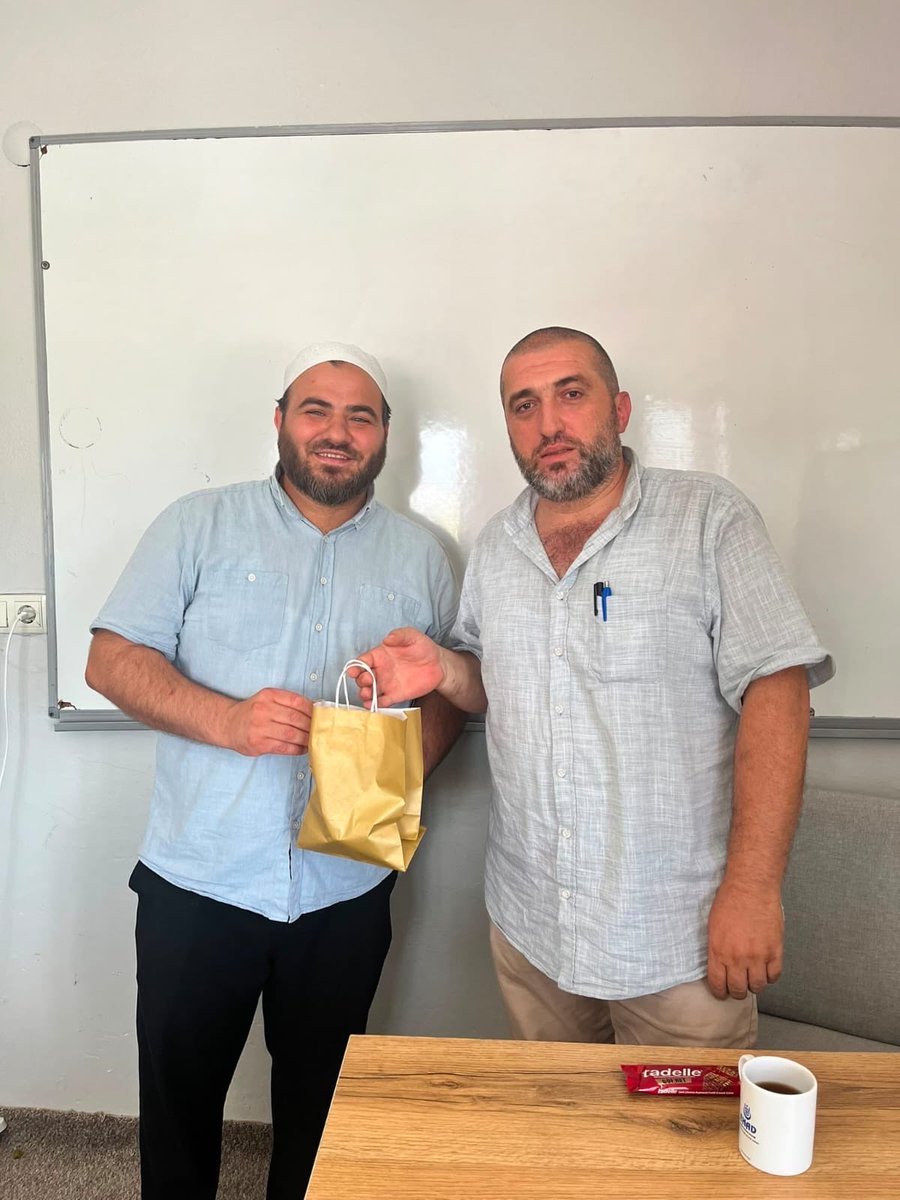 EhadDuzce's tweet photo. ELHAMDÜLİLLAH
Düzce EHAD yeni yönetimi olarak  onursal başkanımız
İRFAN AKBAŞ hocamı ve 
Kur'an kursumuzu ziyaret edip ikramlarımızı ve hediyelerimizi takdim ettik. https://t.co/Crx3KO44Kq