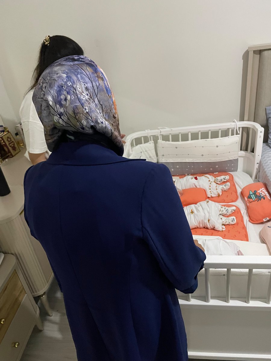 DeryaYergin's tweet photo. 📍İlk 6 ay sadece anne sütü🤱

Başkanımız Sayın 
Tuğba Işık Ercan'ın selamları ve tebrik kartlarını annelerimize ulaştırdık.
@tugbaisikercan @Esma_Atasoy @dilanozmenozgun @AKKADINGM
@akkadinvann
@Akparti
@zerrin_alpaslan https://t.co/flS8xB0ufS