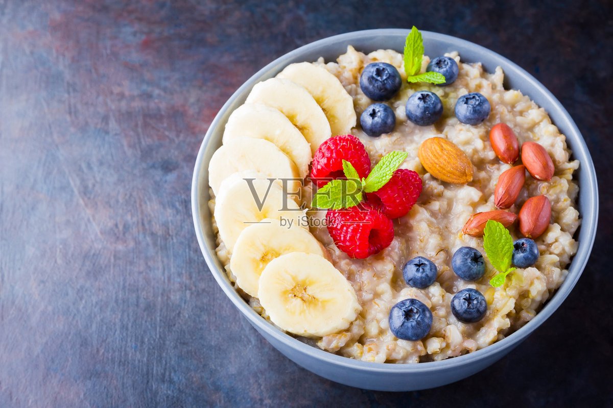 Dommarshall8's tweet photo. Just tried the creamy wild blueberry oatmeal from Local Farm Pantry : plump berries, no added sugar, and keeps me full till lunch—perfect for busy mornings!， https://t.co/bbNKOcvs9h