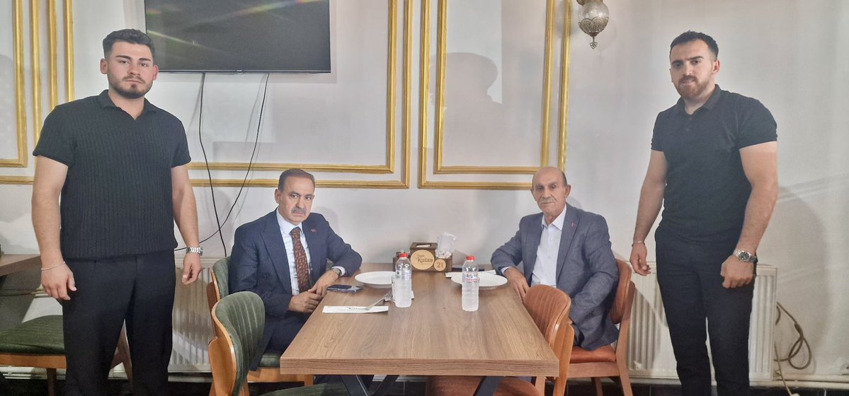 EminVaran12's tweet photo. MHP Malatya Battalgazi İlçe Başkanımız Sayın Mehmet Ataş’ı misafir ettik. Nazik ziyaretleri ve hoş sohbetleri için kendilerine teşekkür ediyorum. 🇹🇷
@dbdevletbahceli @MHP_Bilgi @MetinKeskinMHP @mhpbingolmhp https://t.co/R2TlG5C0zP