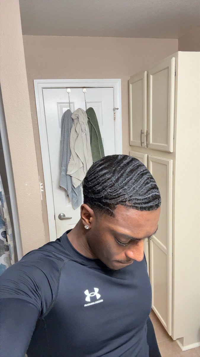 PJScott12's tweet photo. Me real quick https://t.co/jqAOZ9jkkP