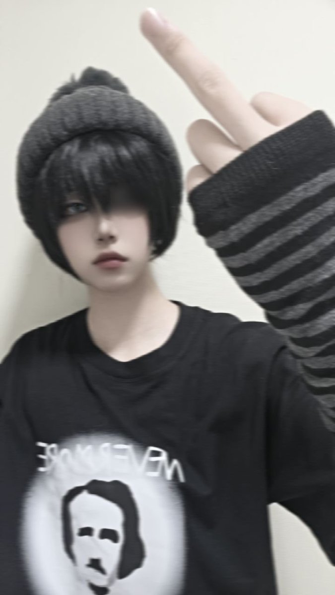 barurung_cos's tweet photo. 새벽에 고스 스탠 올리고 튀기. https://t.co/Gnkn87IRg8