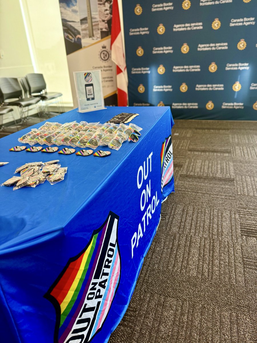 OutOnPatrol's tweet photo. Thanks to @CanBorder for inviting us to your @PSPrideNetwork event yesterday! We were happy to sponsor this event, by providing the treats and coffee for the CBSA staff and Out On Patrol members in attendance. 

Happy Pride! https://t.co/EciDOIa2NJ