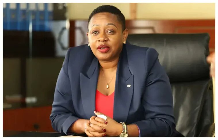 sholard_mancity's tweet photo. 🚨 WAKE UP, KENYA!

An employer who stops a working mother from breastfeeding her baby risks a KSh 1,000,000 fine, 1 year in jail, AND KSh 10,000 EVERY SINGLE DAY until they comply!

This is the Breastfeeding Mothers Bill, 2024, by Sabina Chege - and it’s about to change everything.

Right now, our sisters are forced to pump in dirty toilets, hide in cars, or stop breastfeeding completely just to keep their jobs. Some cry every day. Some lose their jobs. Some choose between milk for their baby and a paycheck.

Enough is enough.

Here’s what the Bill actually says:

Clauses 3 & 4: Employers MUST provide private, clean, ventilated lactation spaces with a fridge, sink, power outlets, lockable door and seating. Bathrooms and toilets are STRICTLY banned.

Clause 5: Mothers get reasonable paid breaks to breastfeed or express milk for babies up to 24 months.

Clause 6: Mothers can request flexible hours or assignments. If the boss says no, they must give written reasons within 14 days.

Clause 7: Zero discrimination based on pregnancy, childbirth or breastfeeding.

Clauses 8 & 9: Breastfeeding in public is fully protected and CANNOT be called an “indecent act.” Buildings with 50+ capacity must install baby-changing facilities.

Clause 10: The hammer - KSh 1 million fine / 1 year in jail + KSh 10,000 daily for every day they keep violating the law.

Honestly this is a bill worth supporting.
