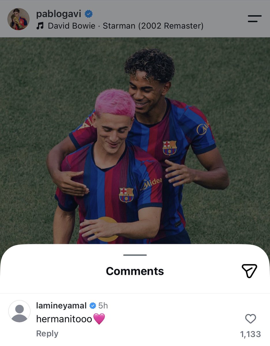 AccessYamal's tweet photo. 📲 | Lamine Yamal commented on Gavi’s post on IG: "little brotherrr🩷" https://t.co/njfBTEM2Me