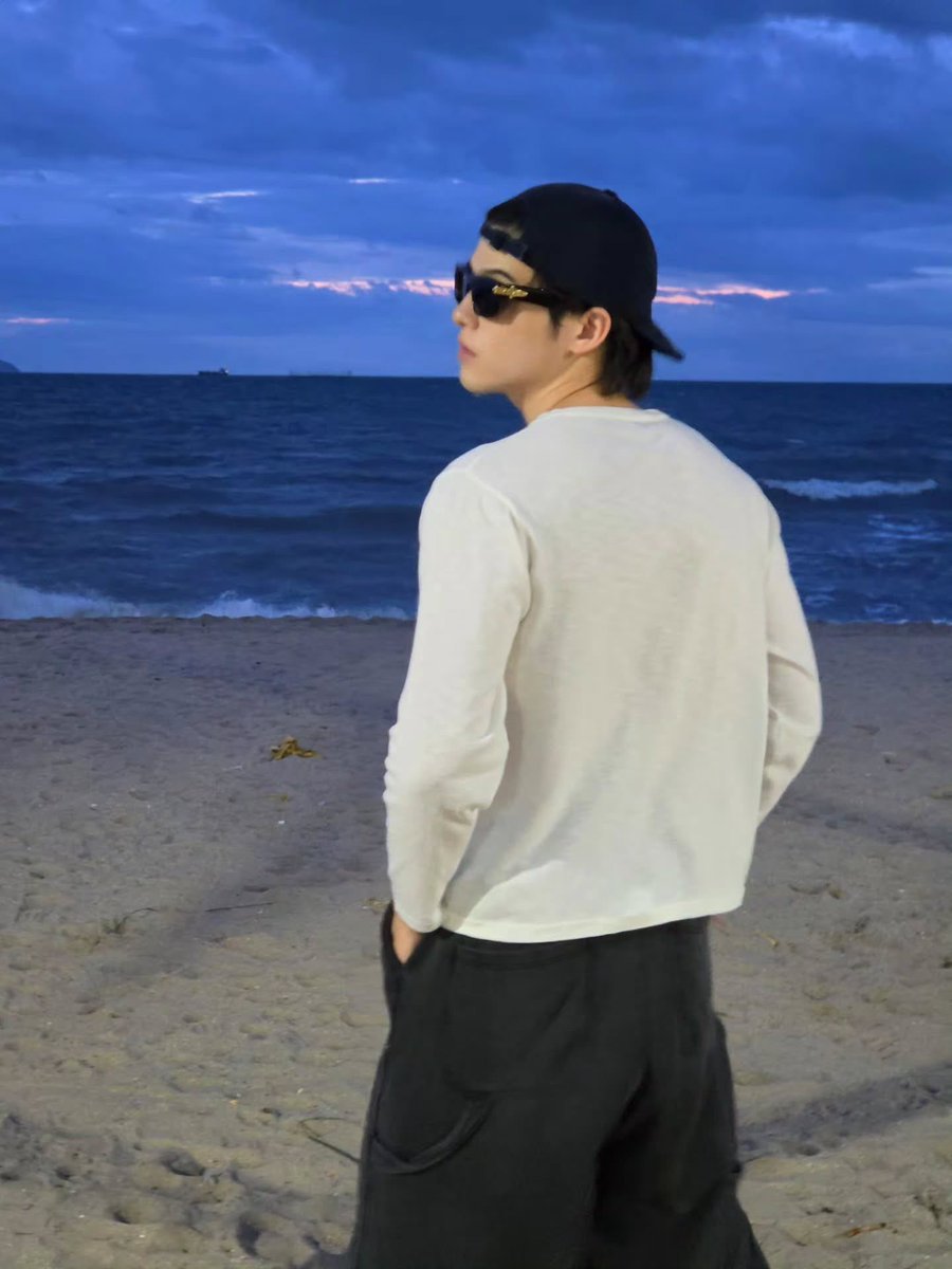 isknnu's tweet photo. บางแสนหล่อค่ะ

#skywongravee https://t.co/Uvb4APT5EZ