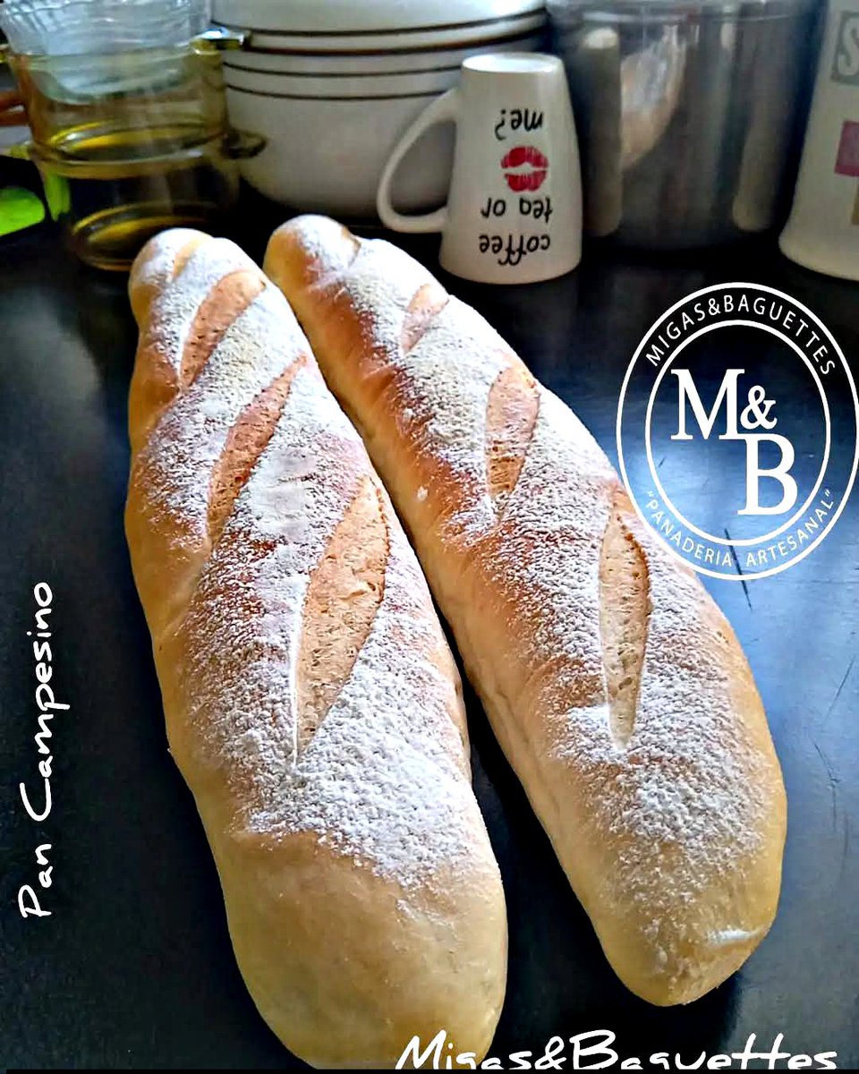 migasybaguettes's tweet photo. Saliendo los Campesinos del horno... Así me salen🔥🥖
#pancampesino
#pandecampo
#migasybaguettes https://t.co/eav2i1ciZl