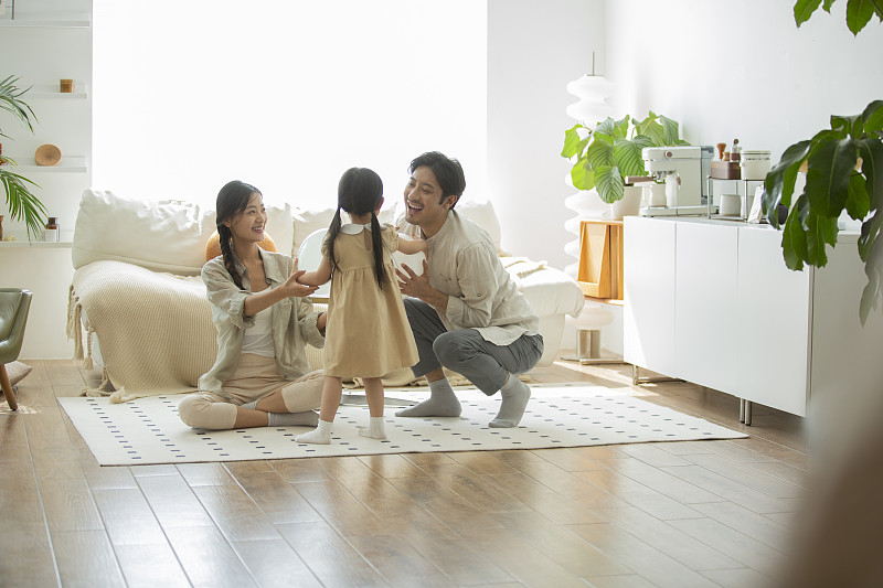 h_a7tb's tweet photo. Just a lazy Sunday with my favorite two humans  Playing board games, laughing till our sides hurt, and enjoying every messy, perfect moment together. Family u003e everything!， https://t.co/EAXnHYKIEd