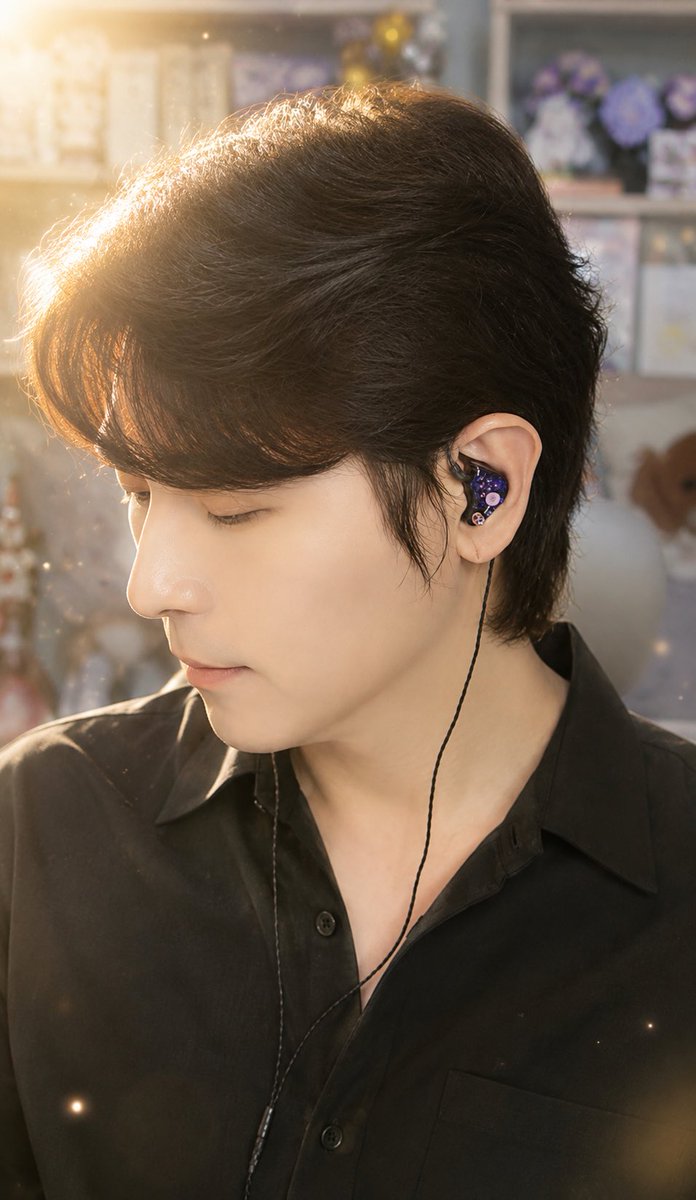 HYON0128's tweet photo. 김현민💜TiktokLive🌈🦋.*˚🎶
素敵でした😍✨
明日は12PM＆9PMです🤩
▶️ https://t.co/KtbHbS8yCv
#김현민 #Kimhyunmin #キム・ヒョンミン  #歌うま  #歌手  #가수
@0o_hyunmin_o0 https://t.co/SMqgqnvJ7Z