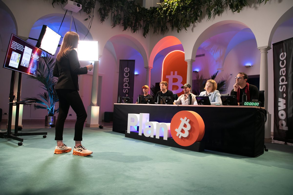 mir_btc's tweet photo. If you have a bitcoin project, WE WANT TO FUND YOU!

@cypher_tank is just like the most famous shark format but for bitcoin-only businesses and no-profit projects

Go and check last year edition on Rumble & Youtube: https://t.co/hmA0yvzOVe

APPLY HERE (you have time until the 25th of September) ⤵️
https://t.co/snhEc5QijV