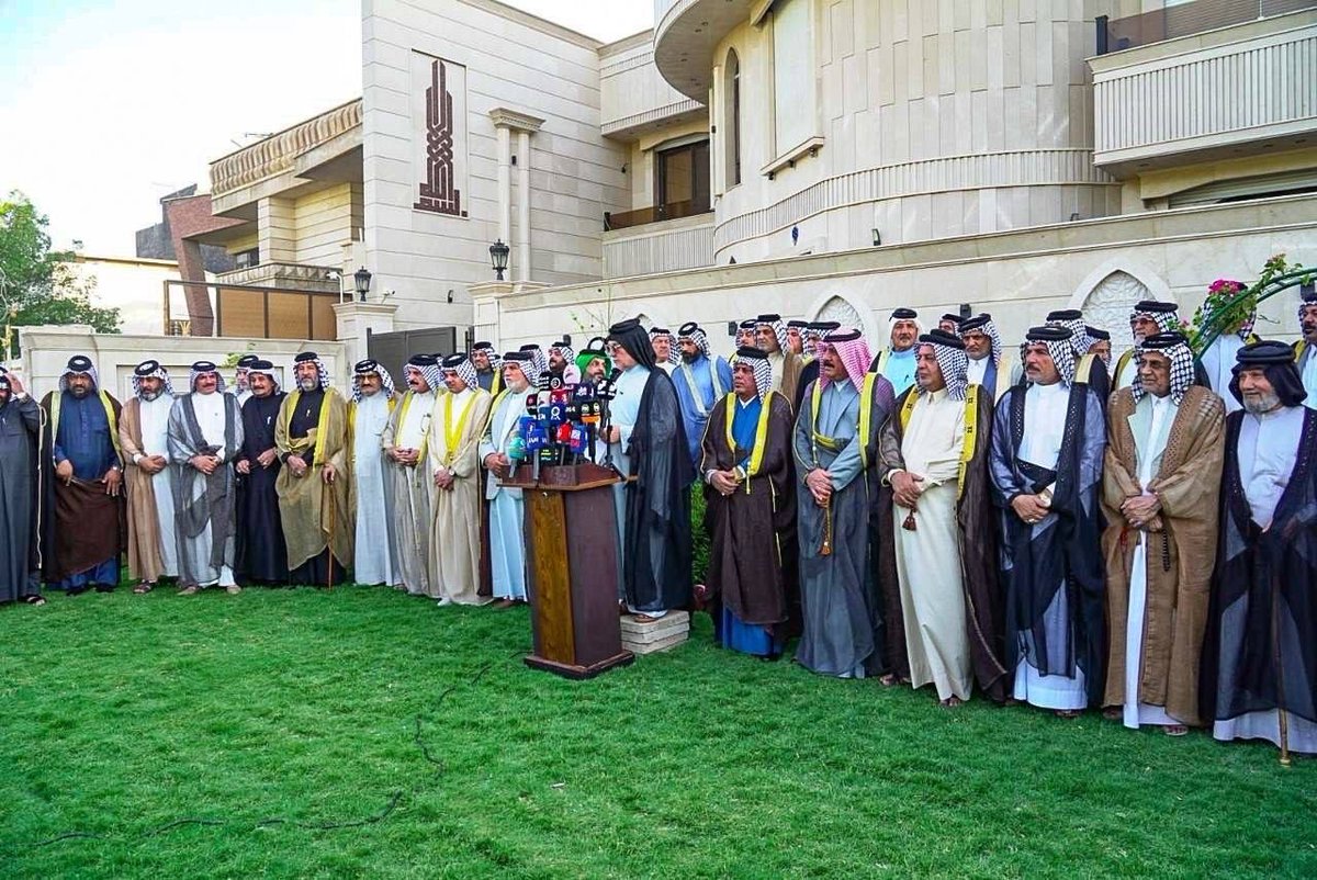 99_ube's tweet photo. شيوخ ووجهاء عشائر العاصمة بغداد:
يؤكدون رفضهم القاطع لتسليم جرف النصر أو السماح بعودة الإرهاب وحواضنه إليها، مشددين على أن أمن العراق ودماء أبنائه ليست مجالاً للمساومةكما يؤكدون تمسّكهم بسلاح المقاومة والحشدالشعبي الذي أسهم في حمايةالبلاد، ويرفضون أي محاولات لنزع عوامل قوة العراق https://t.co/GVJwzUxxeG