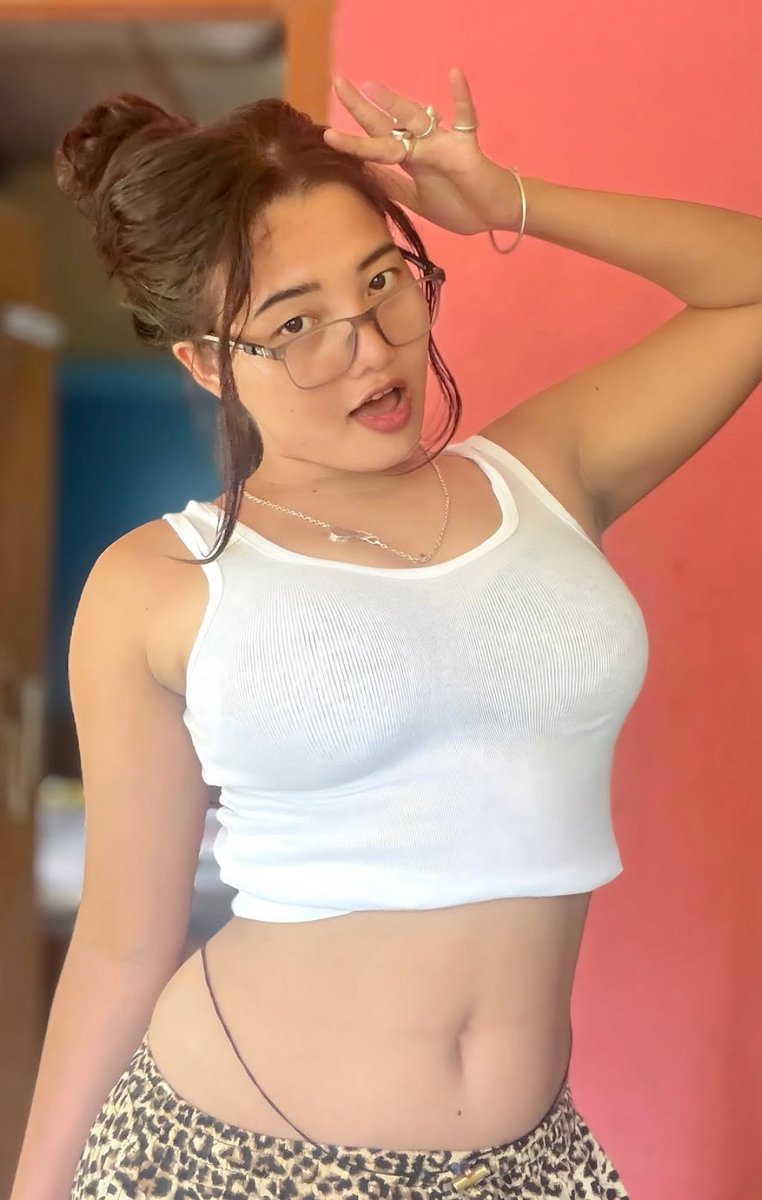 Baddiefxkj's tweet photo. Lagta hai streak tutne wala hai mera💀..#desi #thick #bbw #bbc #instamodels #fypシ゚ https://t.co/wXwx9xKUuu
