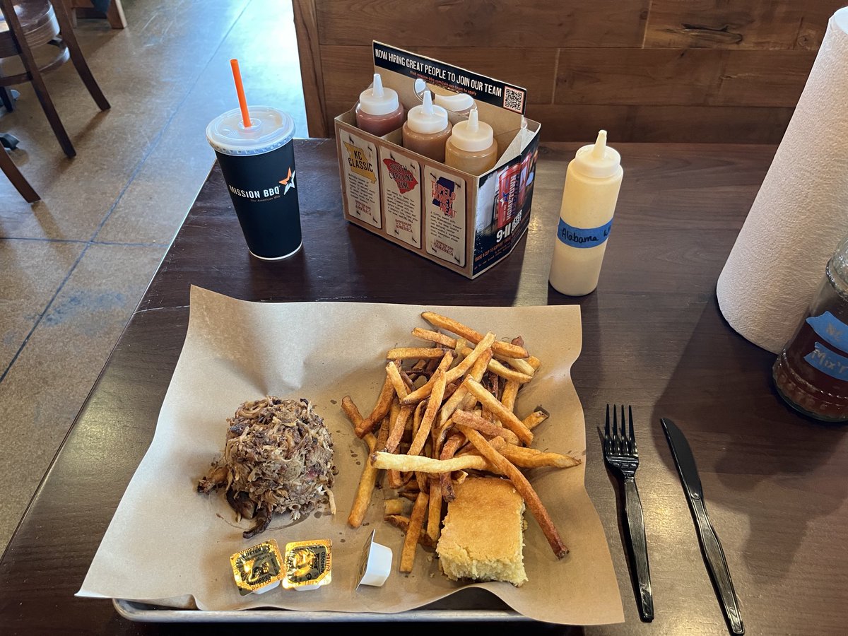 79SteelyMatt's tweet photo. MISSION BBQ π
#missionbbq https://t.co/2Gs1503g2C