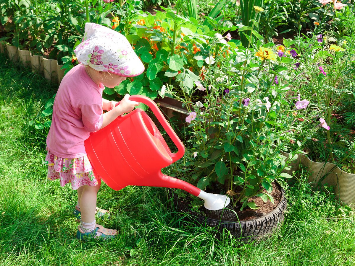 Abrain9's tweet photo. Today’s fun with my little explorer! We planted sunflower seeds together u0026 can’t wait to watch them grow  Parenting wins in small moments ， https://t.co/3zf3G76Aii