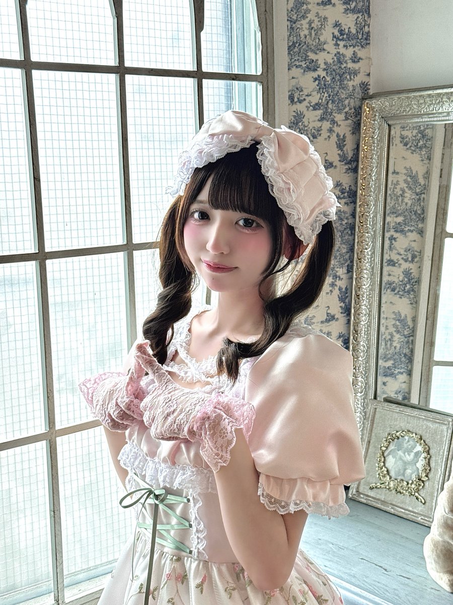 Root mimi【official】 on X: 