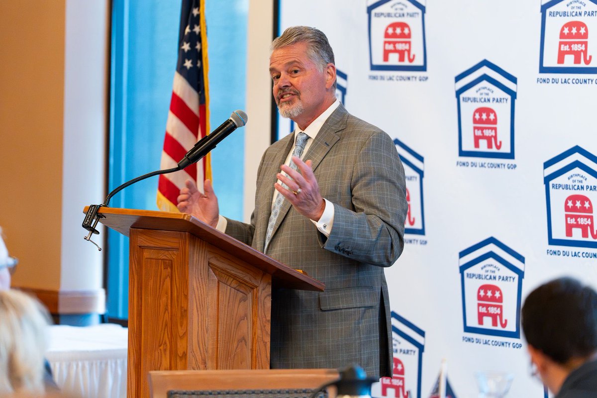 lukedretske's tweet photo. Last night I had the distinct honor of hosting the Fond du Lac County Republican Party Lincoln Day Dinner at South Hills Country Club.

When I became chairman following the resignation of the previous chair, I would never have imagined hosting such a great event in less than a year.

Many thanks to our sponsors, attendees, and volunteers for putting this event together.  

The Lincoln Day Dinner was designed to welcome back the Fond du Lac business community, elected officials, volunteers, and citizens from every walk of life to participate in the Republican Party. 

 Last night, we laid the foundation for better days ahead for the Fond du Lac County Republican Party and for the State of Wisconsin.

This November, we will deliver a win for @TomTiffanyWI, @DVarnam, @EricJToney, @John4Treasurer, the State Assembly, and the State Senate. 

On Wisconsin!