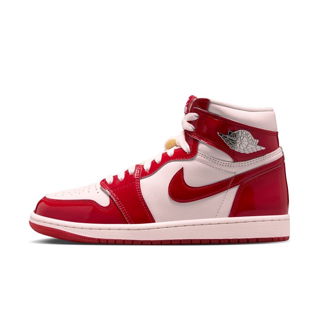 TheSiteSupply's tweet photo. Coming Soon: Women's Air Jordan 1 High OG "Nails And Grails" 

💵 $185
🗓️ September 2nd https://t.co/InoLLLn6uz
