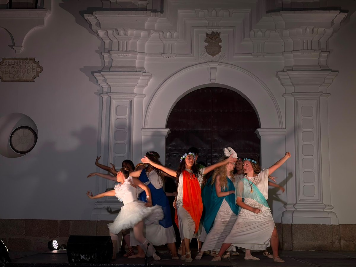 Festival_Merida's tweet photo. ‼️Última función de 'La Paz' en #AgustoenMerida‼️

📅 Hoy, 20 de agosto  21:30 h
📍 Patio de los Naranjos de la Asamblea de Extremadura
🎟️ +info y entradas: https://t.co/dZYQ1B2JJF #Merida72 https://t.co/jao69aoObB