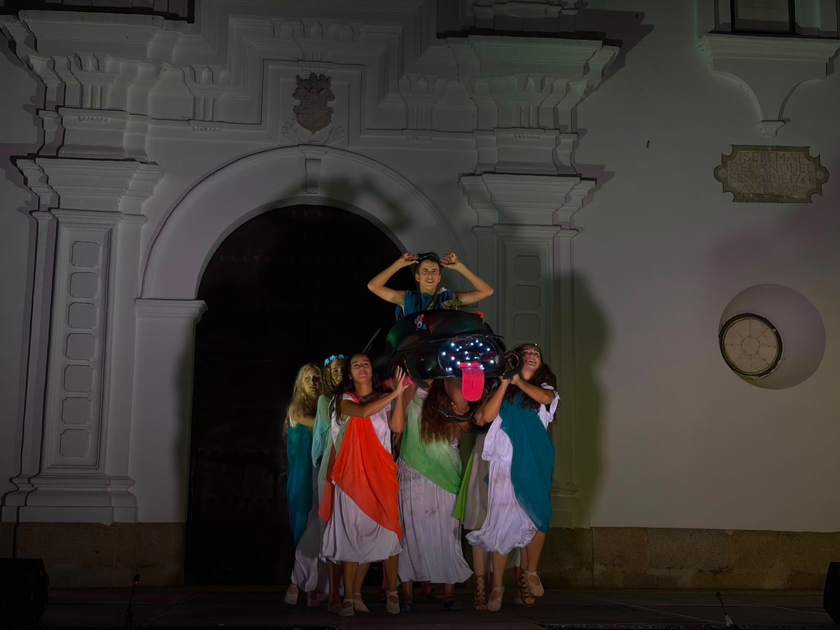 Festival_Merida's tweet photo. ‼️Última función de 'La Paz' en #AgustoenMerida‼️

📅 Hoy, 20 de agosto  21:30 h
📍 Patio de los Naranjos de la Asamblea de Extremadura
🎟️ +info y entradas: https://t.co/dZYQ1B2JJF #Merida72 https://t.co/jao69aoObB