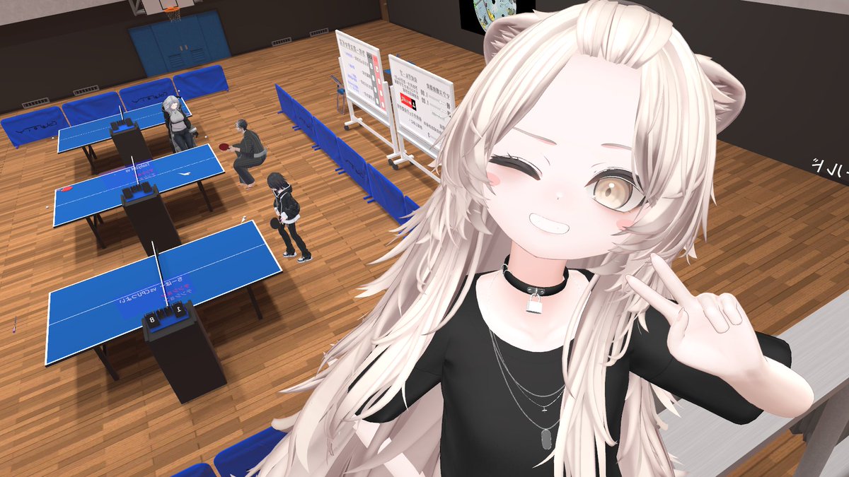 Hironeko256's tweet photo. ちび真央ちゃん可愛い...
四枚目はパパ？それとも知らないおじさん...？ https://t.co/t5ITbo9FAs