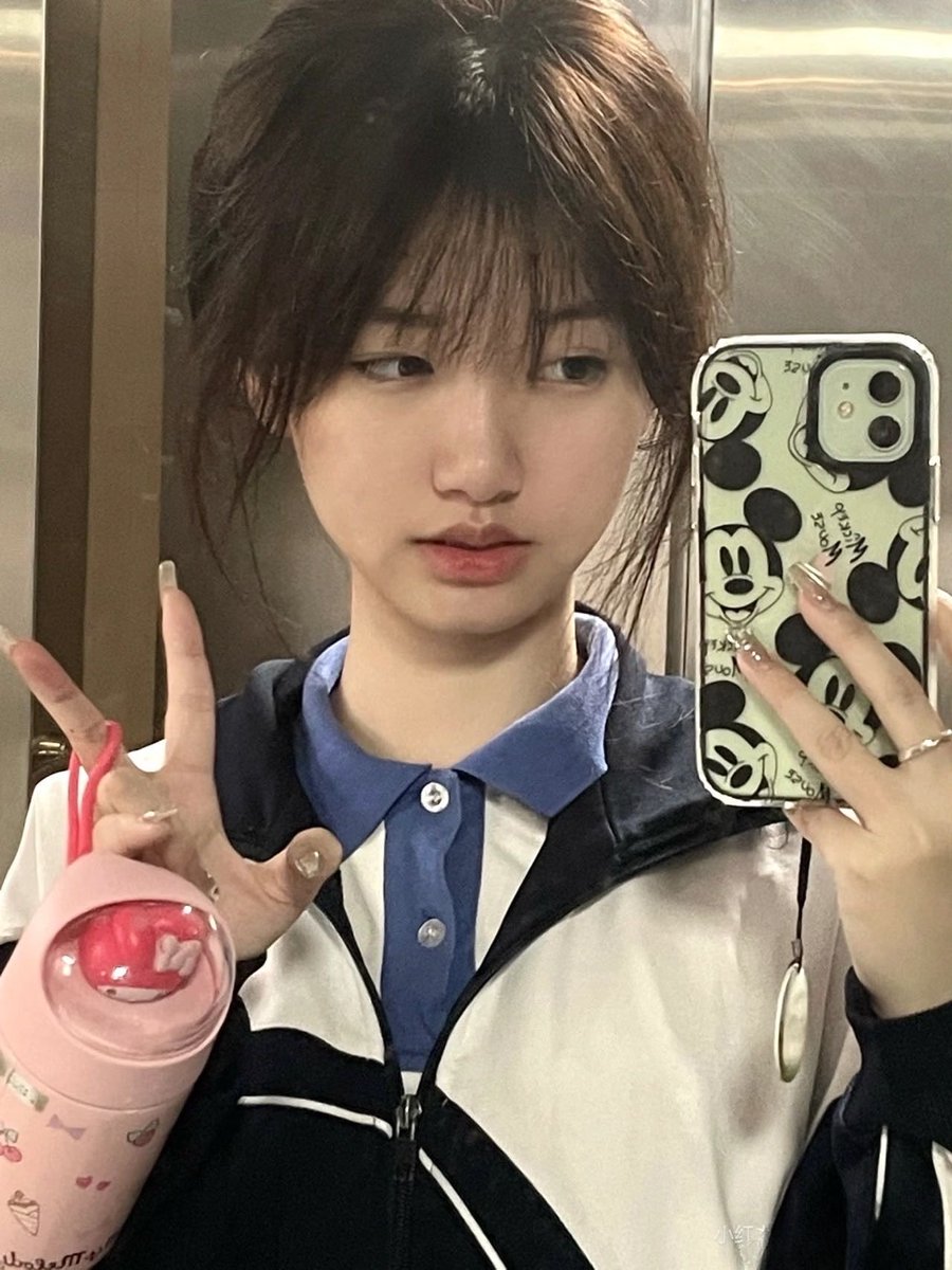 EdmarBillones's tweet photo. 谁要锐评我女高中生的福啊？

心情不好来X发泄，免费给福看！！！

不要🚪，不信你试试～～～ https://t.co/mrNNaWJo5b