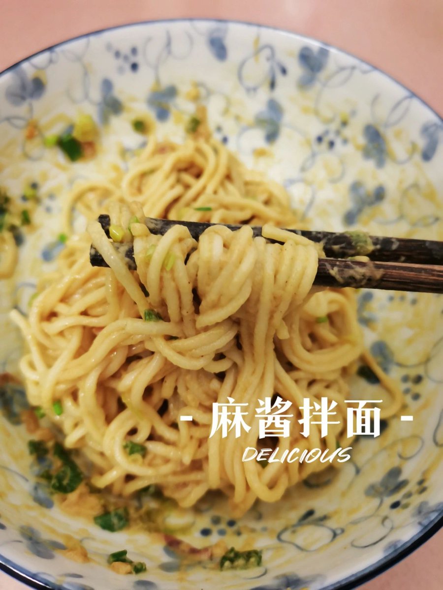 StevenBoylan1's tweet photo. Tried homemade sesame oil noodles tonight – savory, fragrant and ready in 10 mins! Perfect quick pick-me-up after a long day , https://t.co/8L80eSZssk