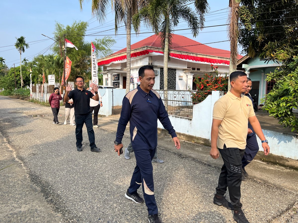 DediRisanto's tweet photo. Kegiatan Kamis Sehat Bawaslu Kabupaten Indragiri Hulu, Riau.
Kamis, 20 Agustus 2026, Pukul 08.00 Wib.

@bawaslu_RI
@BawasluRiau
@bawasluinhu https://t.co/Jzk6L0IyO9