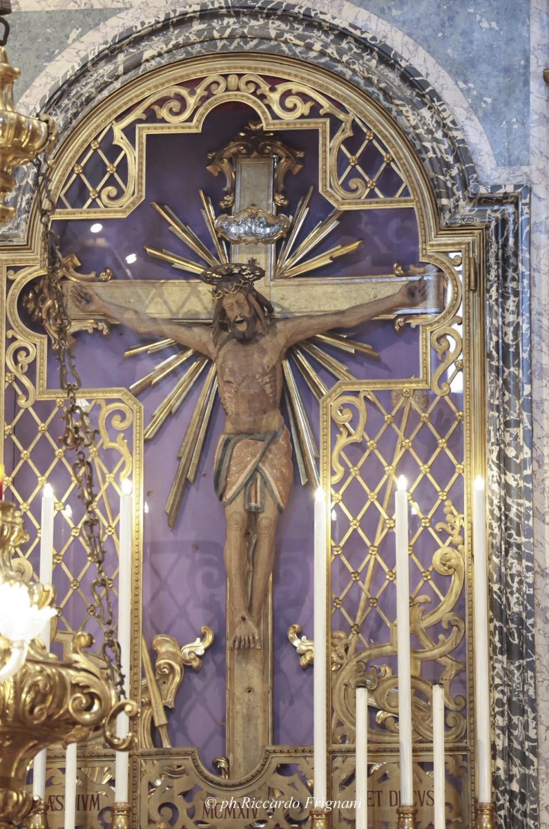 CB3www's tweet photo. Grazie a Lui che ci raggruppa ai suoi piedi comunitariamente permettendoci di pregarlo e lodarlo con devota fede e intensa carità e grazie a te che organizzi lo spazio necessario per elevare così le nostre ferventi suppliche direttamente al suo sacro cuore🙏🩵 https://t.co/M6vUSRamT9