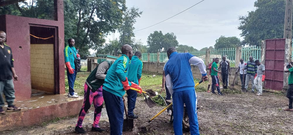 senga88292's tweet photo. 📍Bouar
#JournéeMondialeDelAideHumanitaire
Protéger les humanitaires = protéger les communautés affectées. Nous rendons hommage aux femmes &amp; hommes qui se mobilisent chaque jour pour apporter l'aide vitale aux +vulnérables malgré les défis d’accès &amp; de sécurité https://t.co/9OdY3omdga