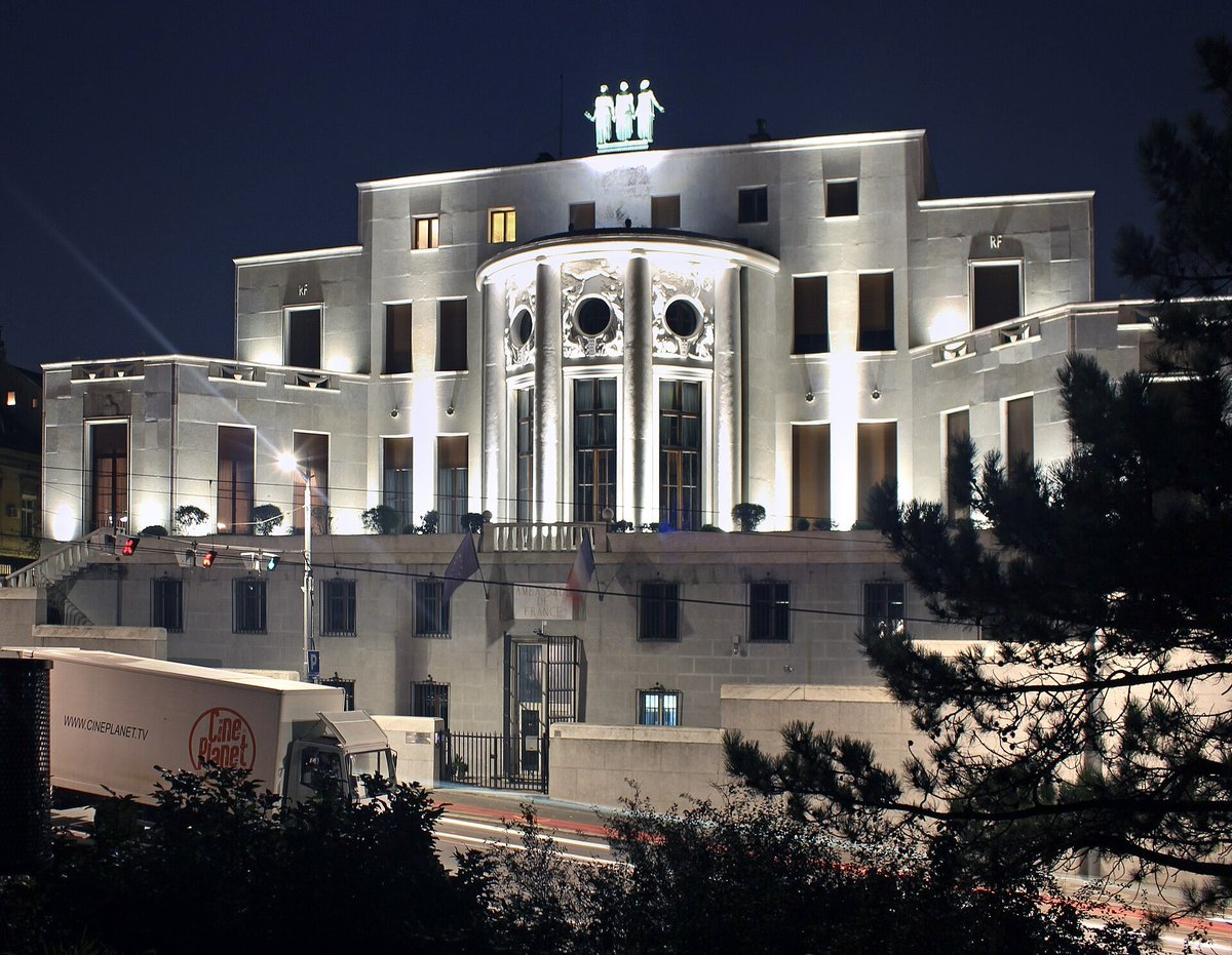 SonjaJo82306956's tweet photo. EMBASSY OF FRANCE, 1929-1933
11 Pariska Street, Belgrade, Serbia 🇷🇸 
Designed in 1926 by French architect Roger-Henri Expert, with Serbian architect Josif Najman as assistant.
More text: ⬇️ https://t.co/qTxNvQcQSr