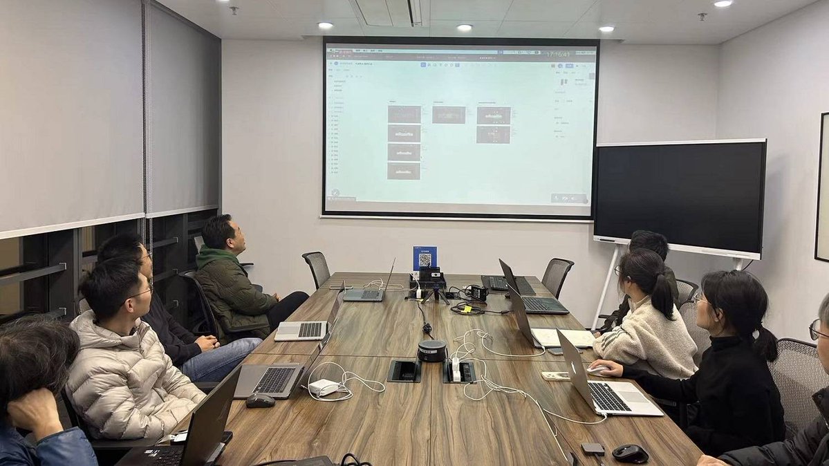 AtuleAlbert's tweet photo. Had an awesome time at today's UX design workshop! Learned 3 quick prototyping hacks that’ll level up my next project  Grateful for the insightful tips from the speaker and the great group discussions! https://t.co/5i4F4CUwgj