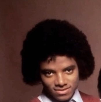 liberianchael's tweet photo. Idk if y'all see it https://t.co/dSzvuRAU1m