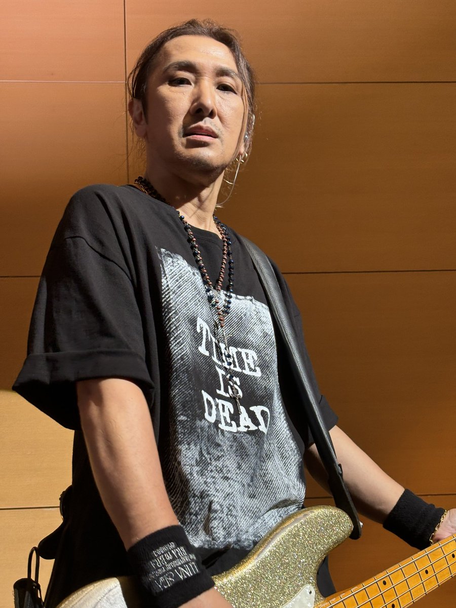 ryu_slave_rkf's tweet photo. 何回載せたかわから��けど、やはり僕の最強のLUNAPICはERA TO ERA 名古屋2日目のスレシで撮れたSUGIZOさんとJさんだな。

#LUNAPIC 
#SUGIZO 
#J https://t.co/Hoi0YEX6mW