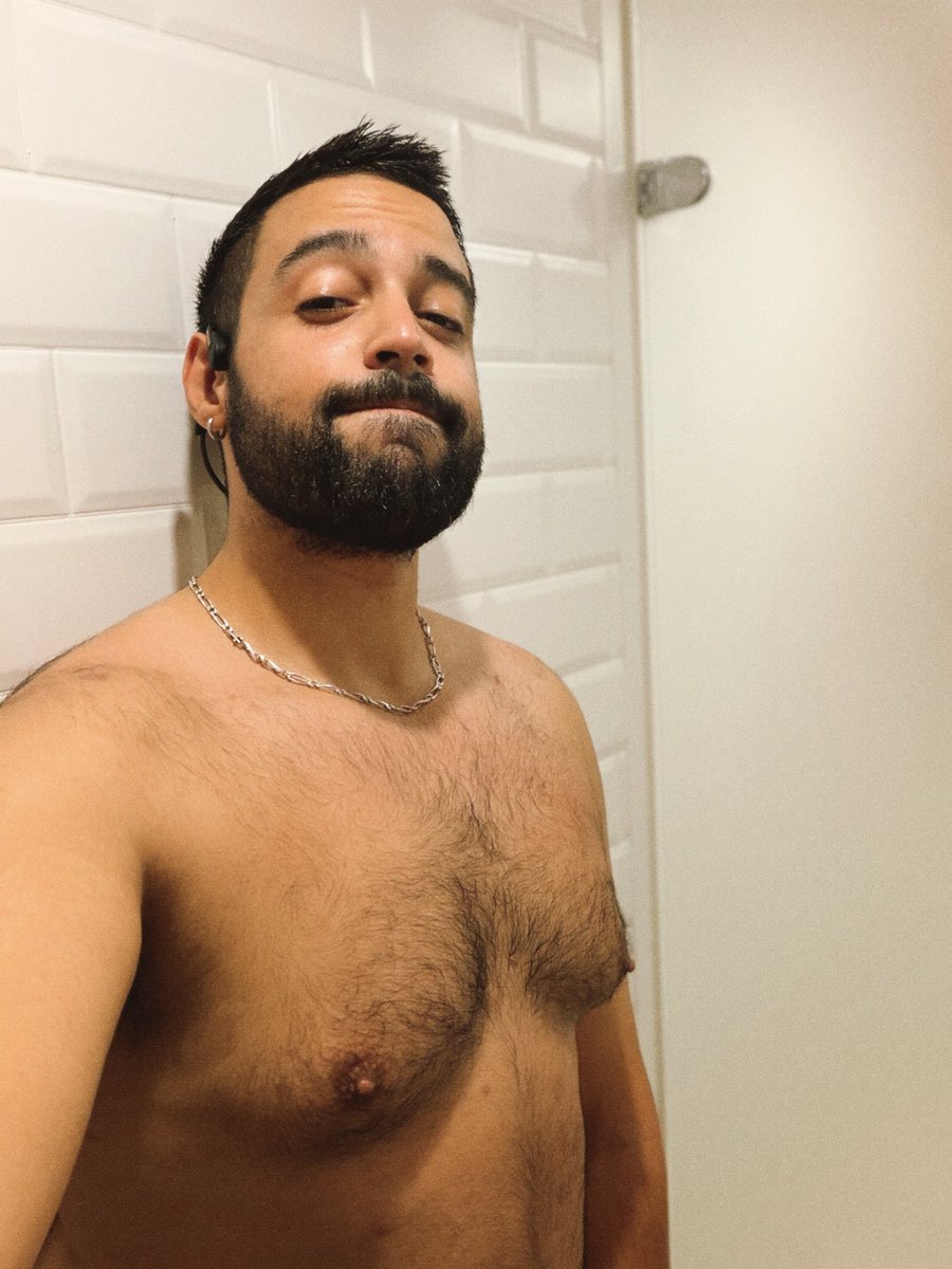 SofonXX's tweet photo. Gym makes me 💦 https://t.co/dwOv3ZHLAR