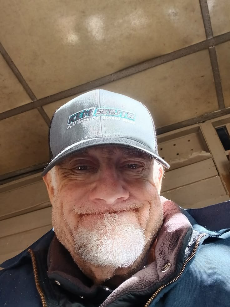 JohnSmithkzvg's tweet photo. Laughter is the best medicine https://t.co/r7vfbcGcS7