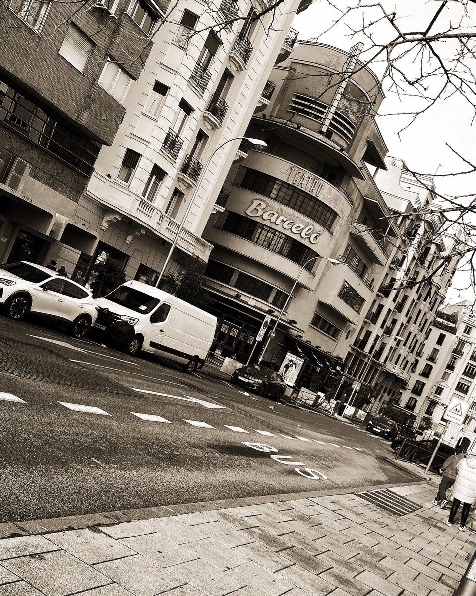 EMuresJ's tweet photo. #MadridenByN#pasion#lovecity
Darielphotografo https://t.co/mtpFVOZkOC