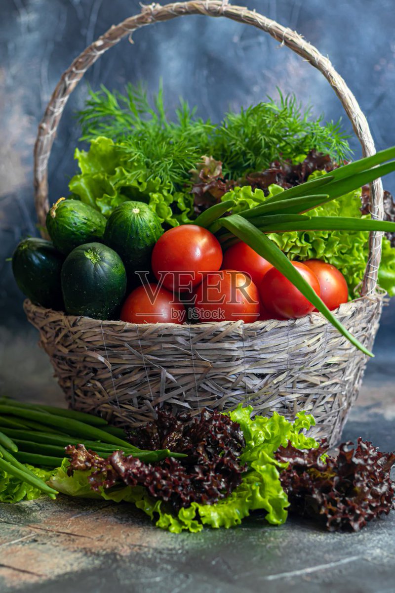 WinnerLorelei's tweet photo. Grab farm-fresh cherry tomatoes, crisp romaine lettuce and fragrant basil at our local market today—perfect for a quick summer salad! https://t.co/FM7Zqzyj6n