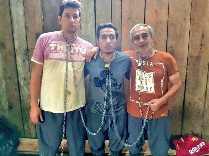 saviviana17's tweet photo. No se porque se sorprenden que los correistas se burlen de Lavinia y los que murieron en Kenia.
Si estos hijos de puta 🐑 se burlaron de los secuestrados de el Comercio en Mataje, son seres sin alma podridos RC5
Ese día me di cuenta que los despreciaría de por vida!!! https://t.co/lSHCtlEB8g